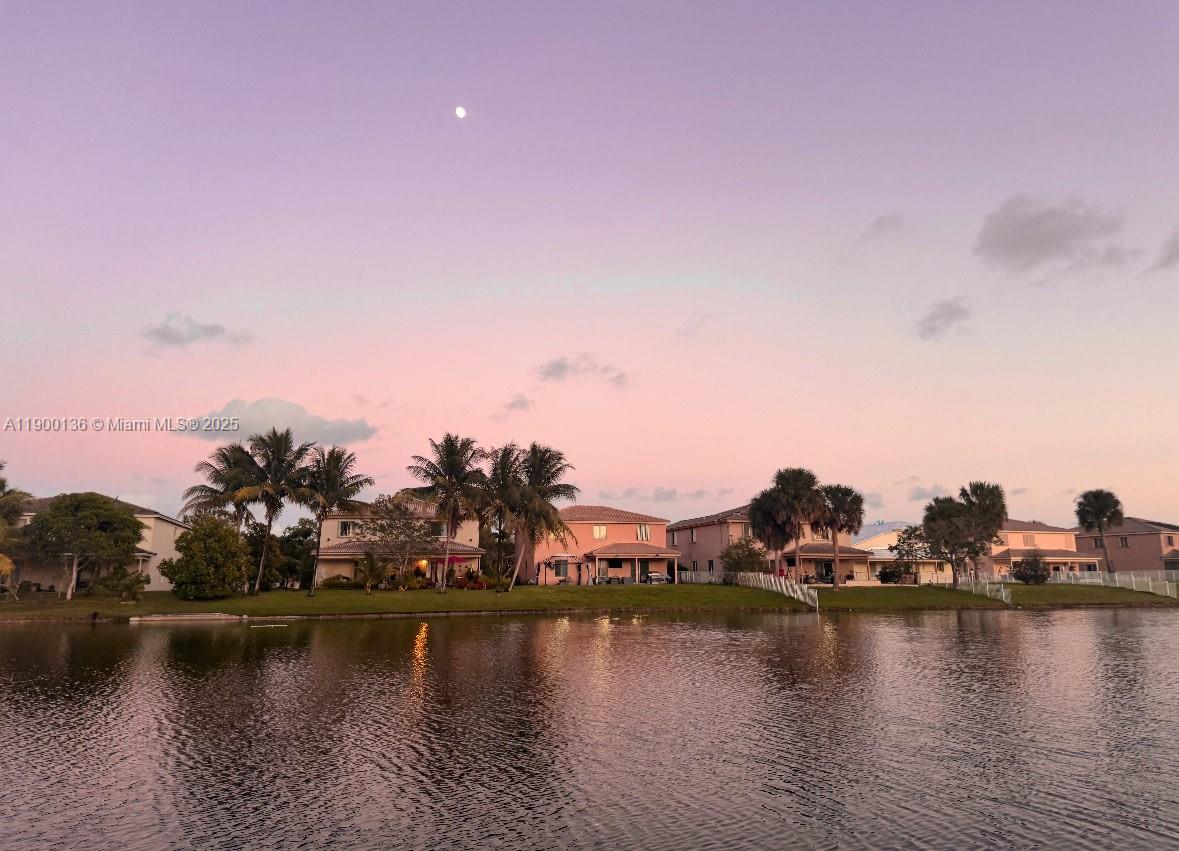 SILVER FALLS - Residential