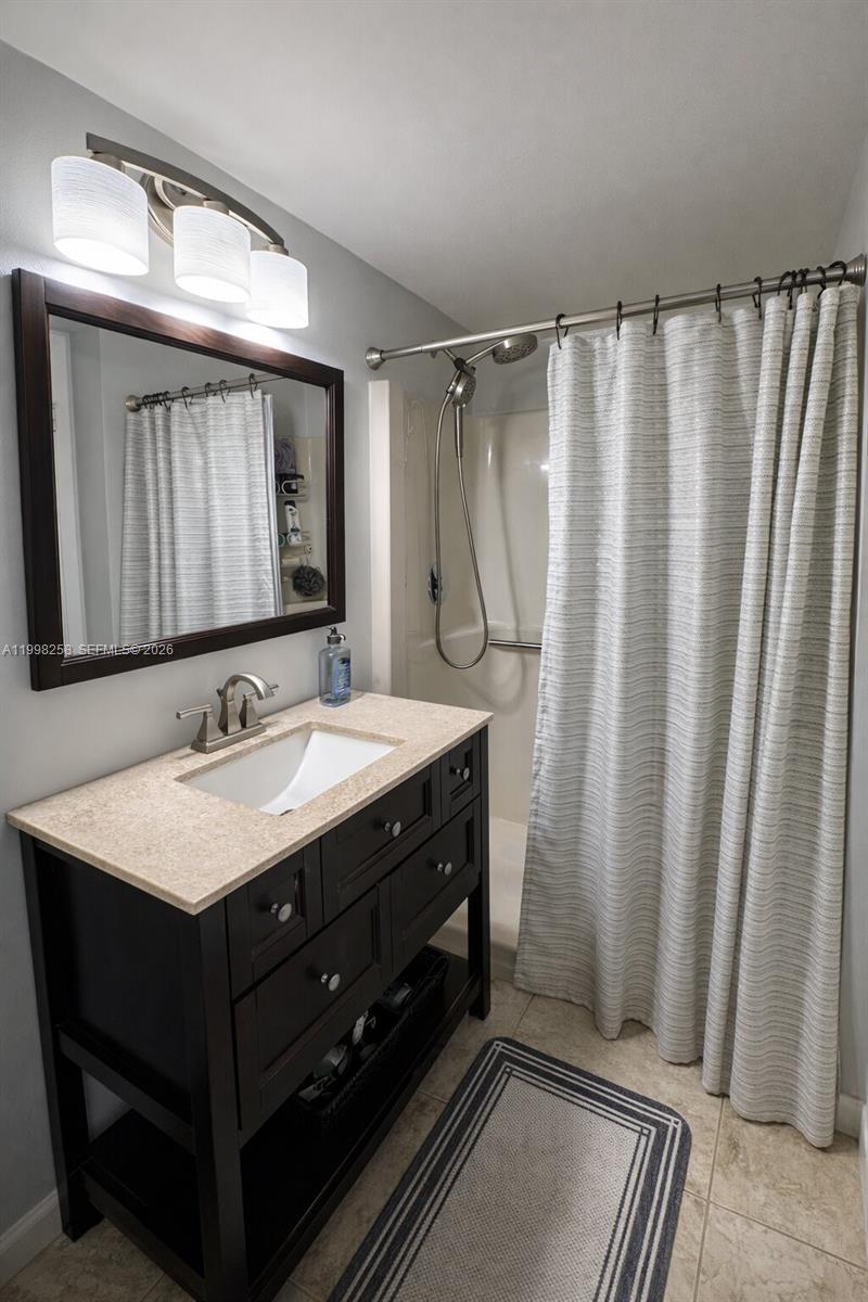 LUCERNE LAKES GOLF COLONY - Residential