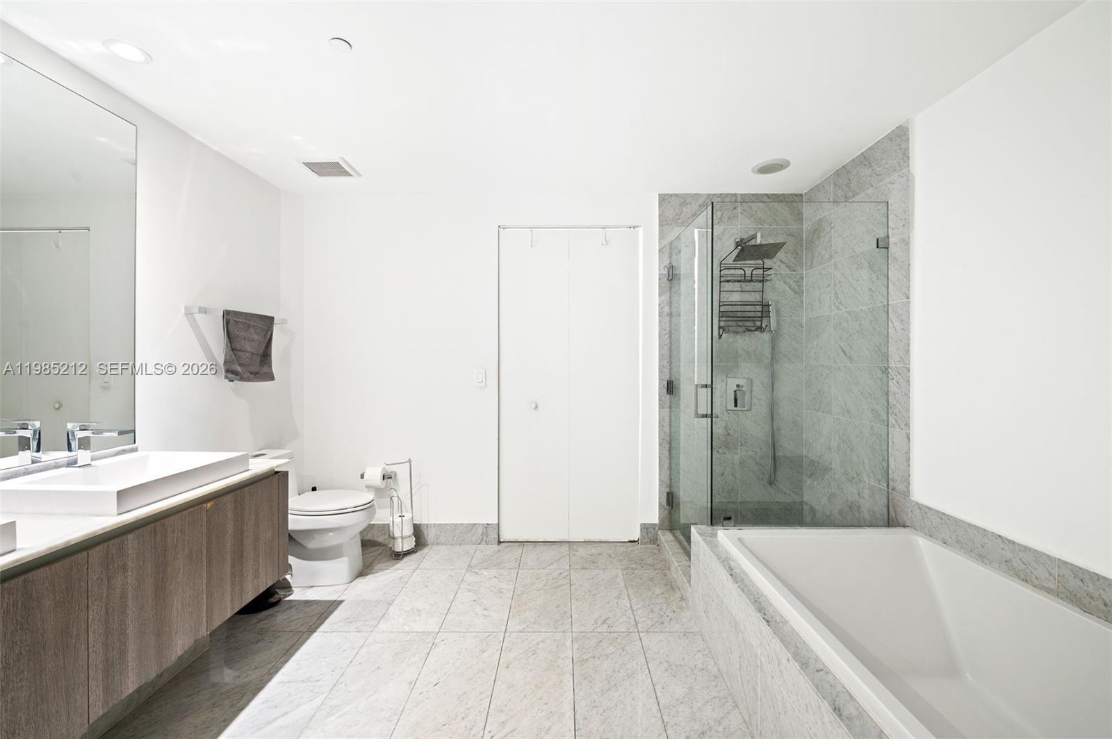 801 SMA RESIDENCES CONDO - Residential Lease