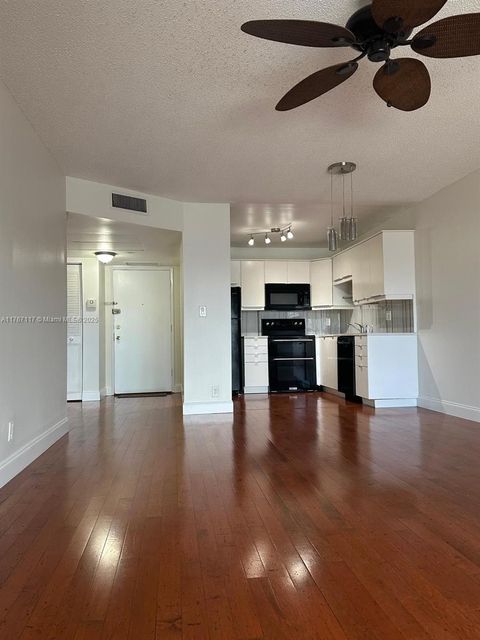 253 S Cypress Rd 223 Pompano Beach FL 33060