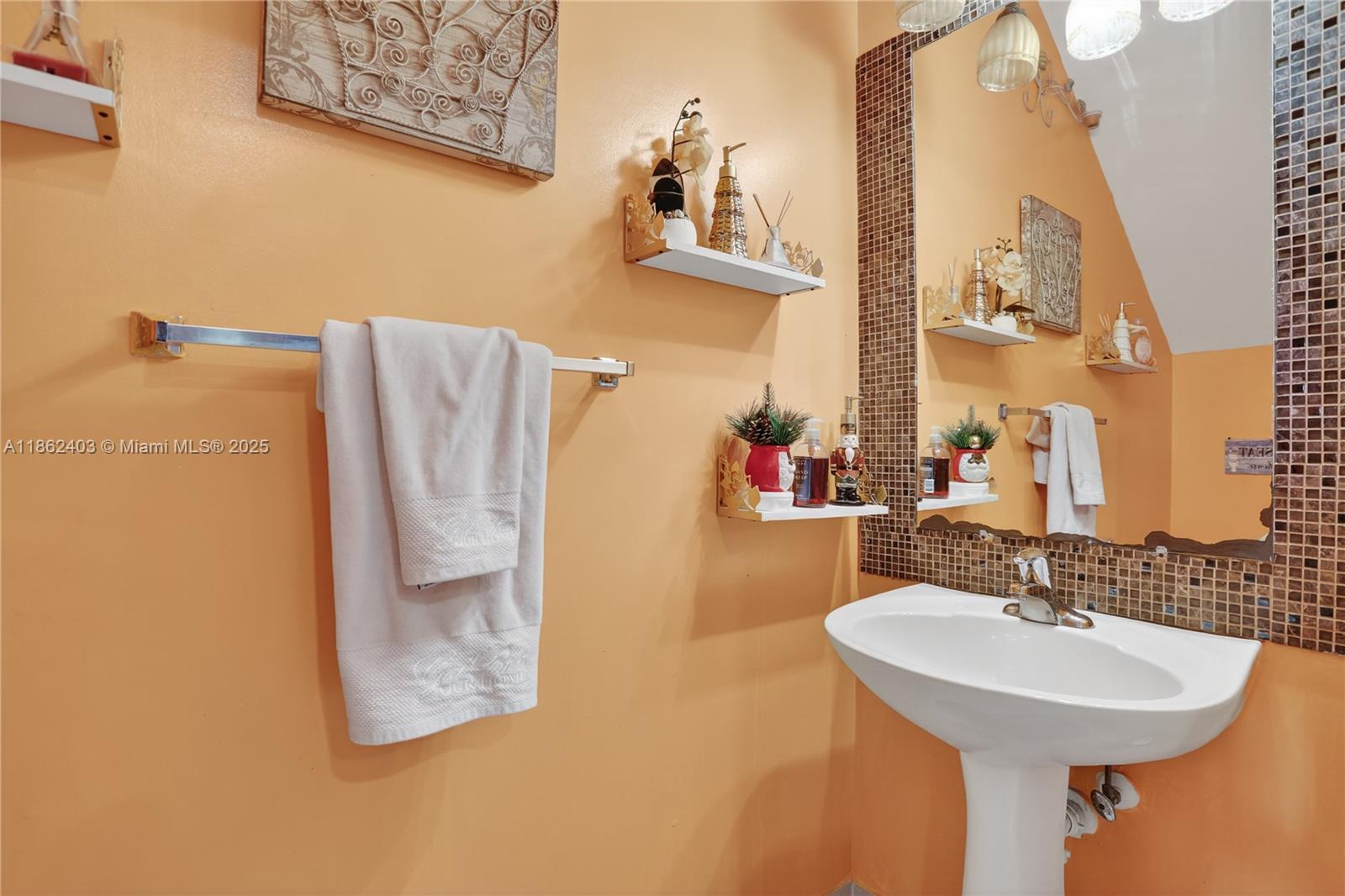 GEORGETOWN - Residential