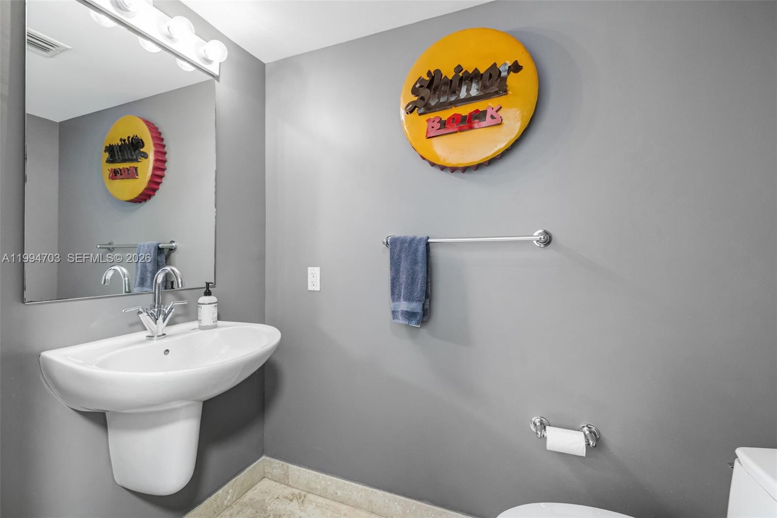 BRICKELL ON THE RIVER S T - Residential