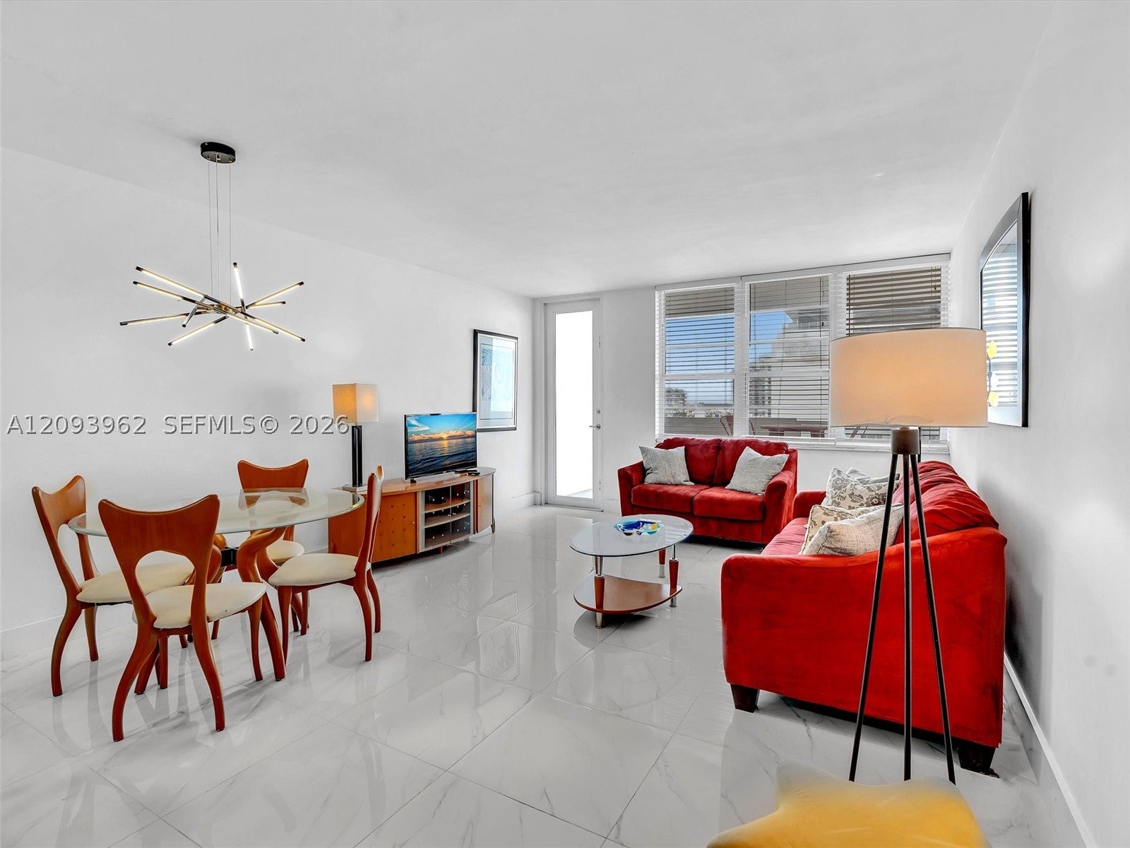 100 Lincoln Rd 710