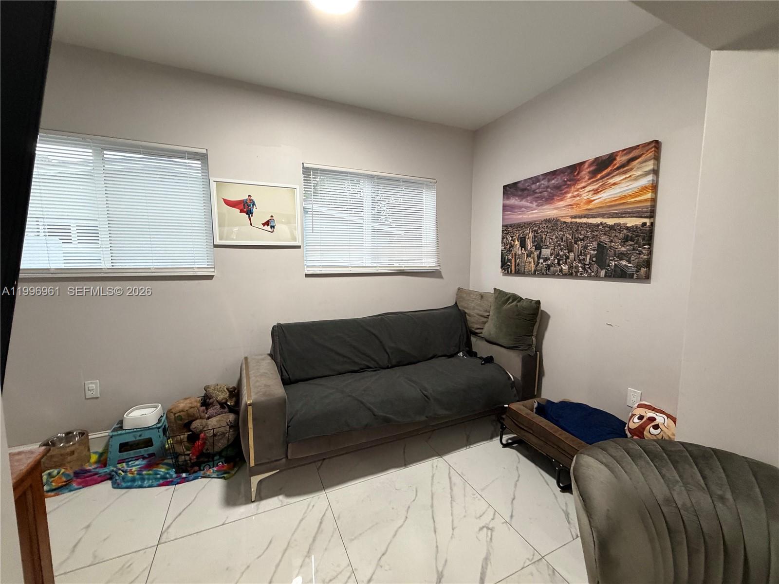 SUNSHINE PARK ESTATES ADD - Residential