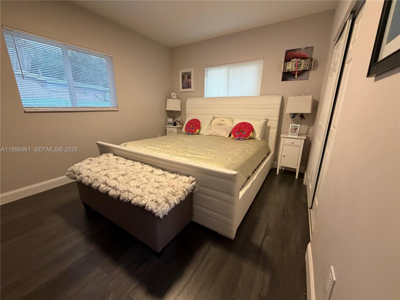 SUNSHINE PARK ESTATES ADD - Residential