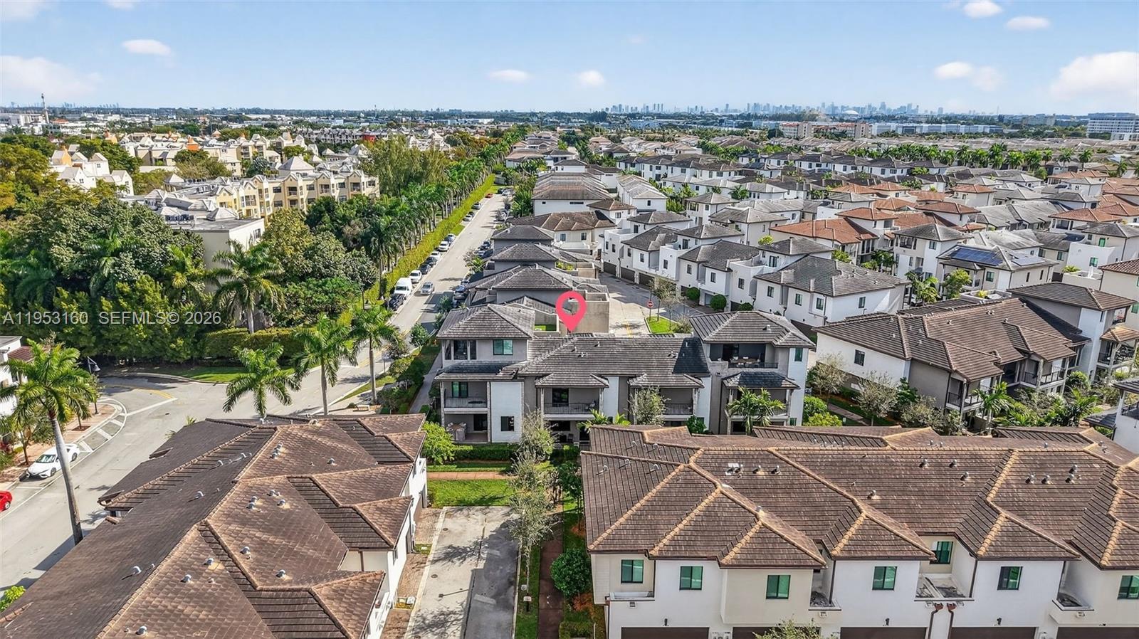 DOWNTOWN DORAL SOUTH PHAS - Residential