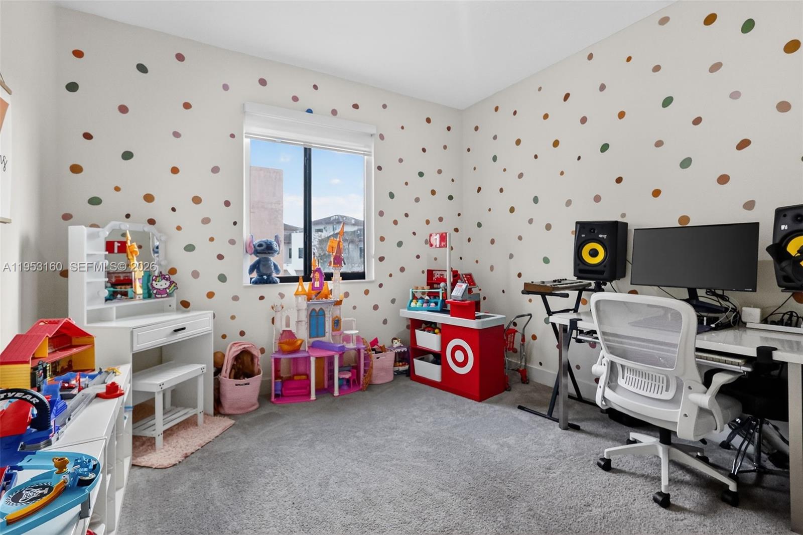 DOWNTOWN DORAL SOUTH PHAS - Residential