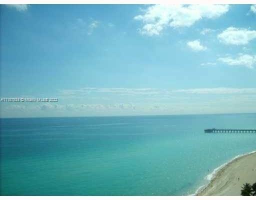 OCEAN FOUR CONDO - Residential Lease