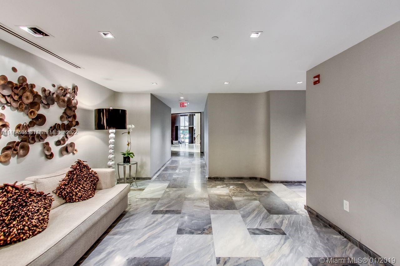 OCEAN FOUR CONDO - Residential Lease