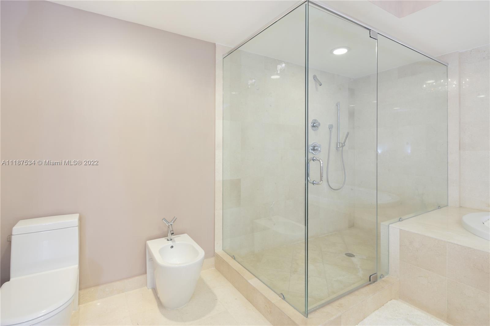 OCEAN FOUR CONDO - Residential Lease