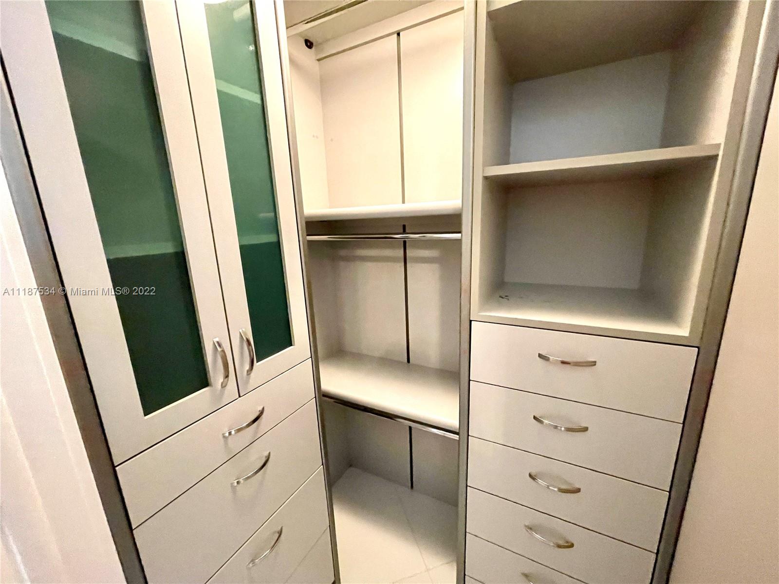 OCEAN FOUR CONDO - Residential Lease