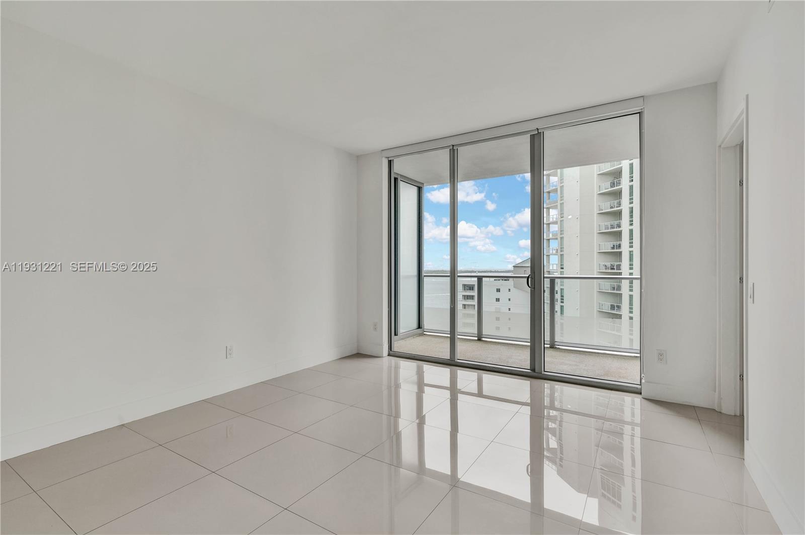 BRICKELLHOUSE CONDO - Residential