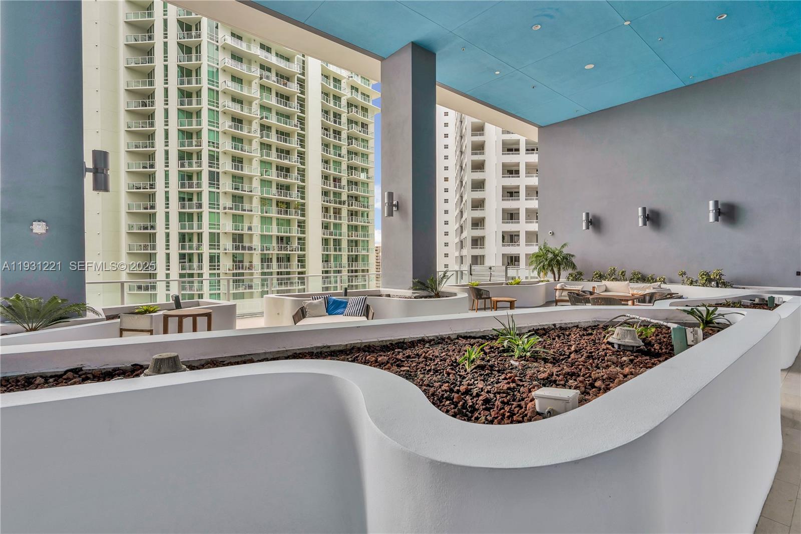 BRICKELLHOUSE CONDO - Residential
