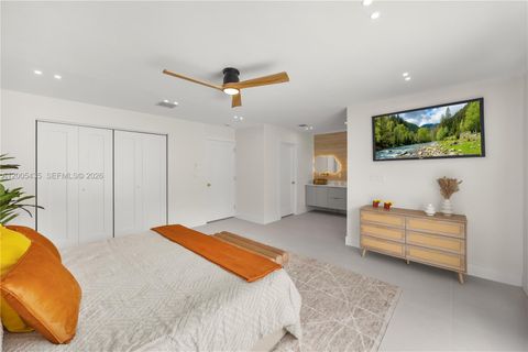 Tiny photo for 9261 SW 80th Ter, Miami, FL 33173 (MLS # A12005435)