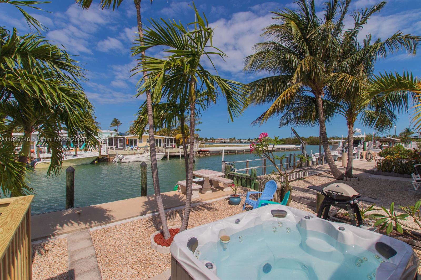 KEY COLONY BEACH - Residential