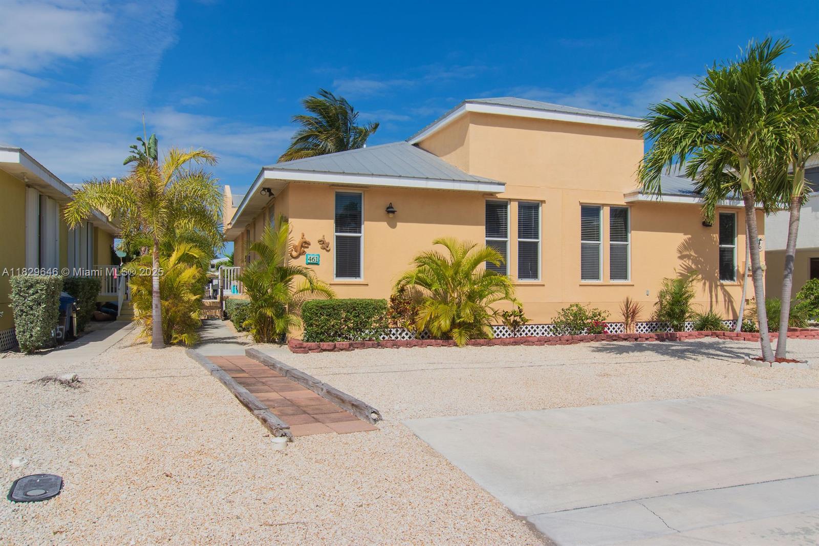 KEY COLONY BEACH - Residential