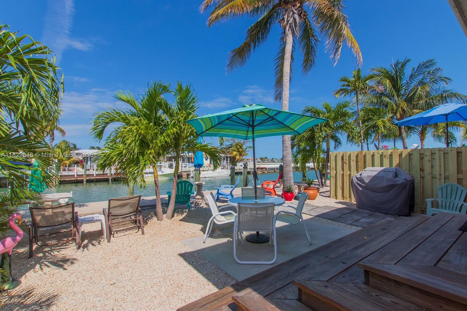 KEY COLONY BEACH - Residential