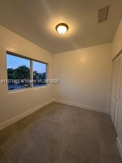 Be the first to live in this brand new construction duplex in NW Fort Lauderdale! Each spacious unit offers 3
bedrooms, 2.5 baths, modern finishes, open-concept living, in-unit laundry, and ample natural light. Located
between I-95 and W Oakland Park Blvd, directly across from scenic Mills Pond Park. Zoned for top-rated schools,
just 20 minutes to the beach and 15 minutes to Hollywood International Airport. Easy access to shopping, dining,
and major highways. Perfect for families or professionals—schedule your showing today!