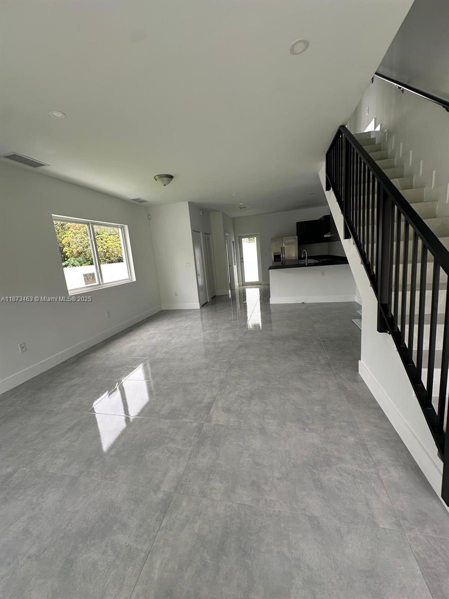 LIBERTY PARK - Residential Lease