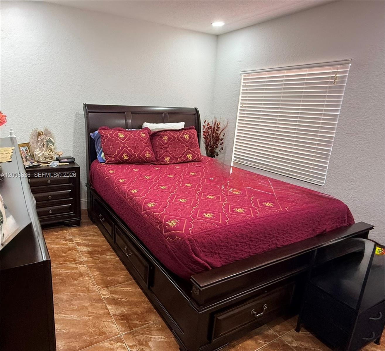 HIALEAH 5TH ADDN - Residential