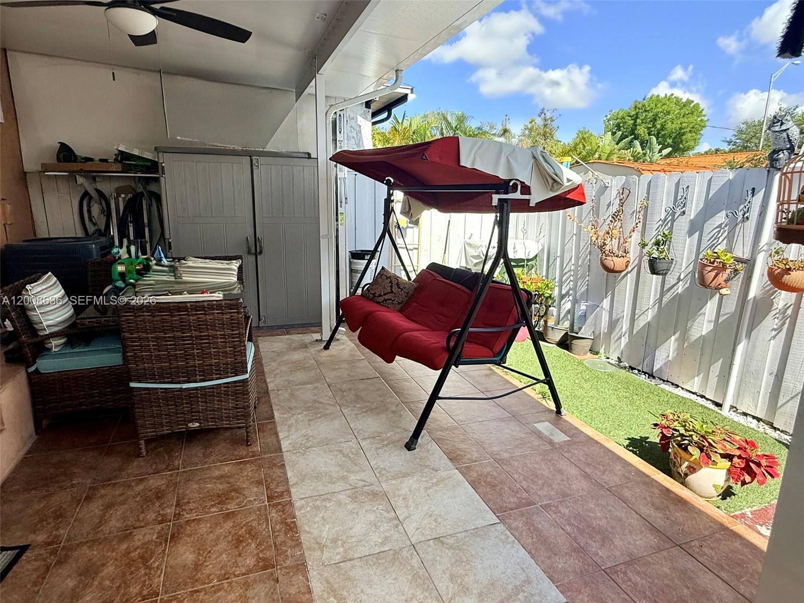 HIALEAH 5TH ADDN - Residential