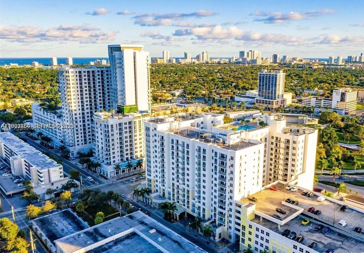 RADIUS CONDO - Residential Lease