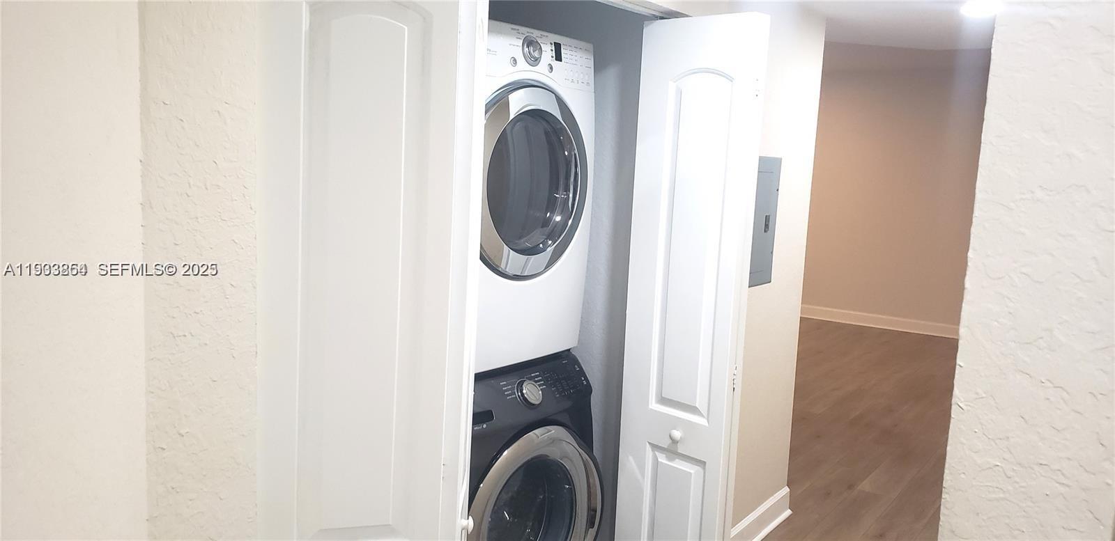 RADIUS CONDO - Residential Lease