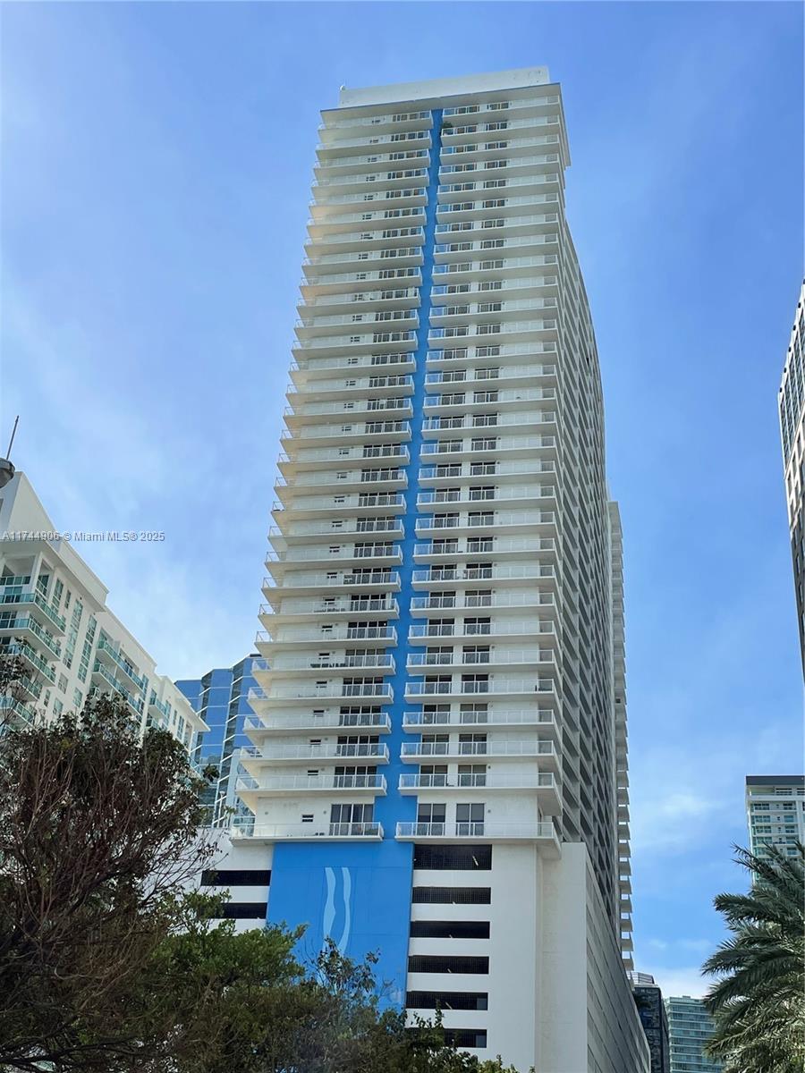 THE CLUB AT BRICKELL BAY - Residential