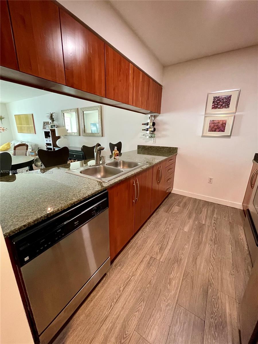 THE CLUB AT BRICKELL BAY - Residential