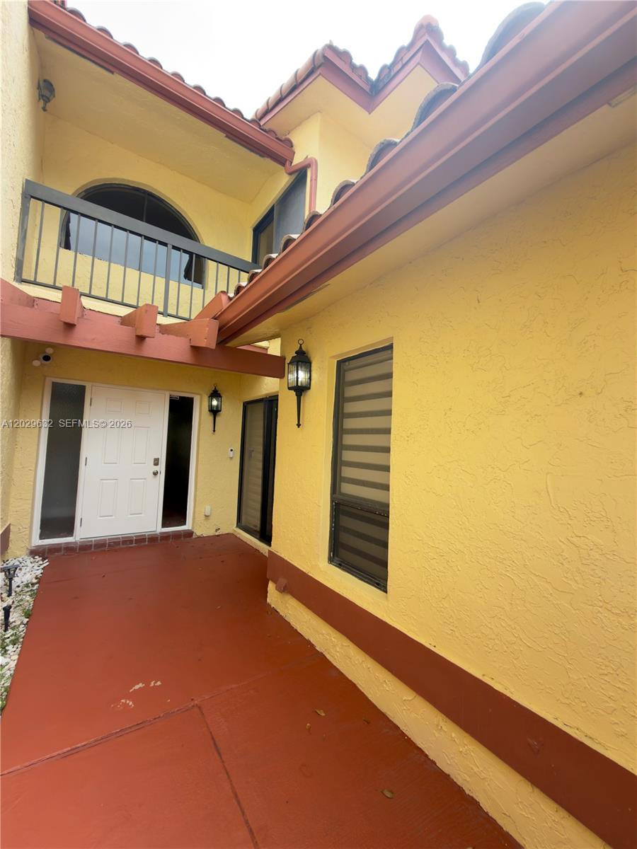 Photo of 5375 10th Fairway Dr #2, Delray Beach, FL 33484 (MLS # A12029632)