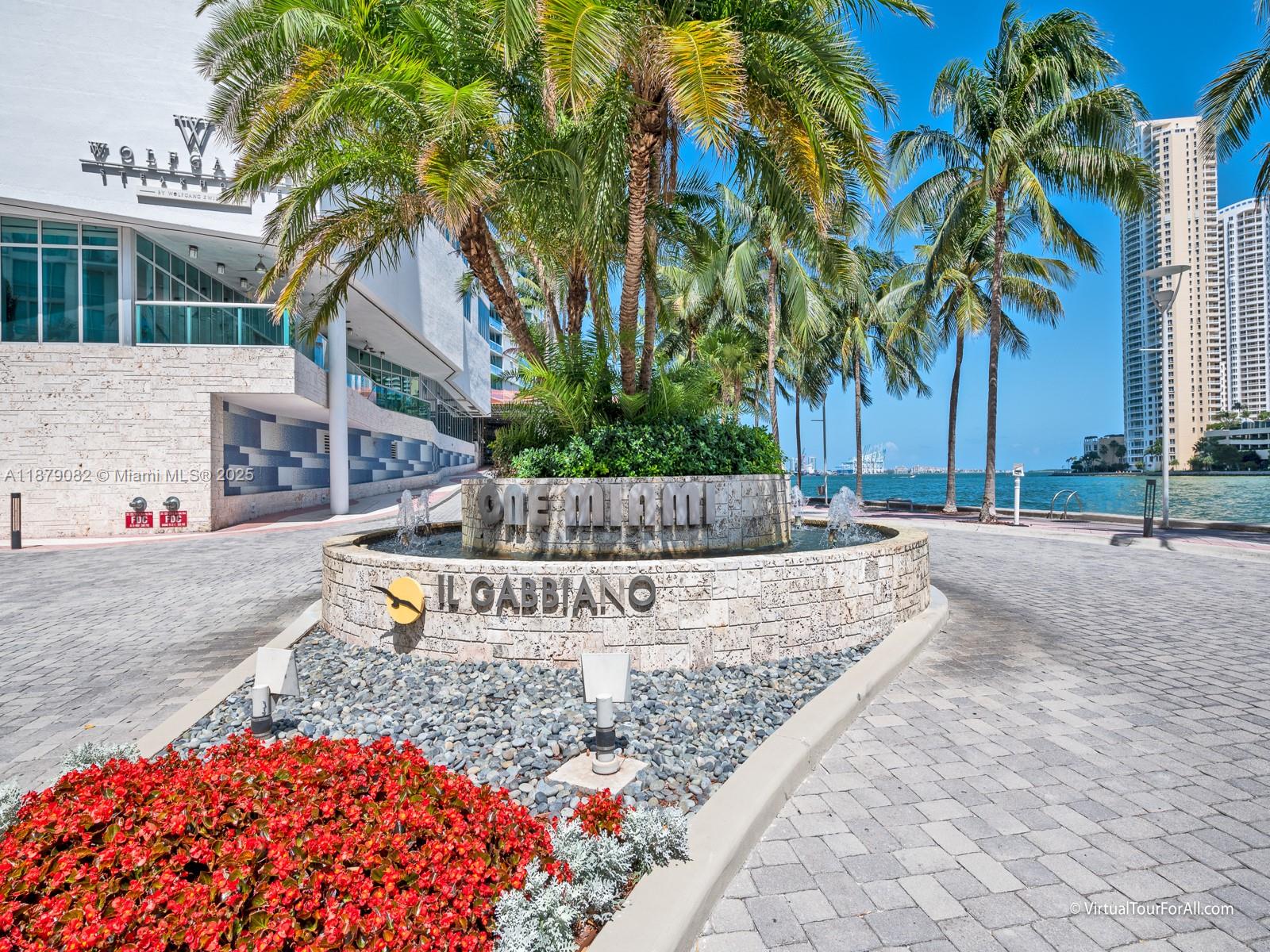 325 S Biscayne Blvd 2715