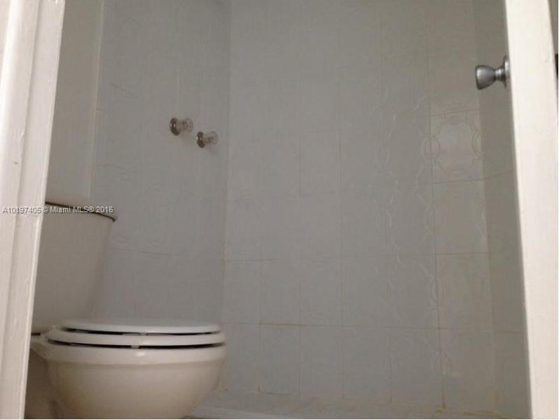 North Bay Villas Condo - Residential Lease