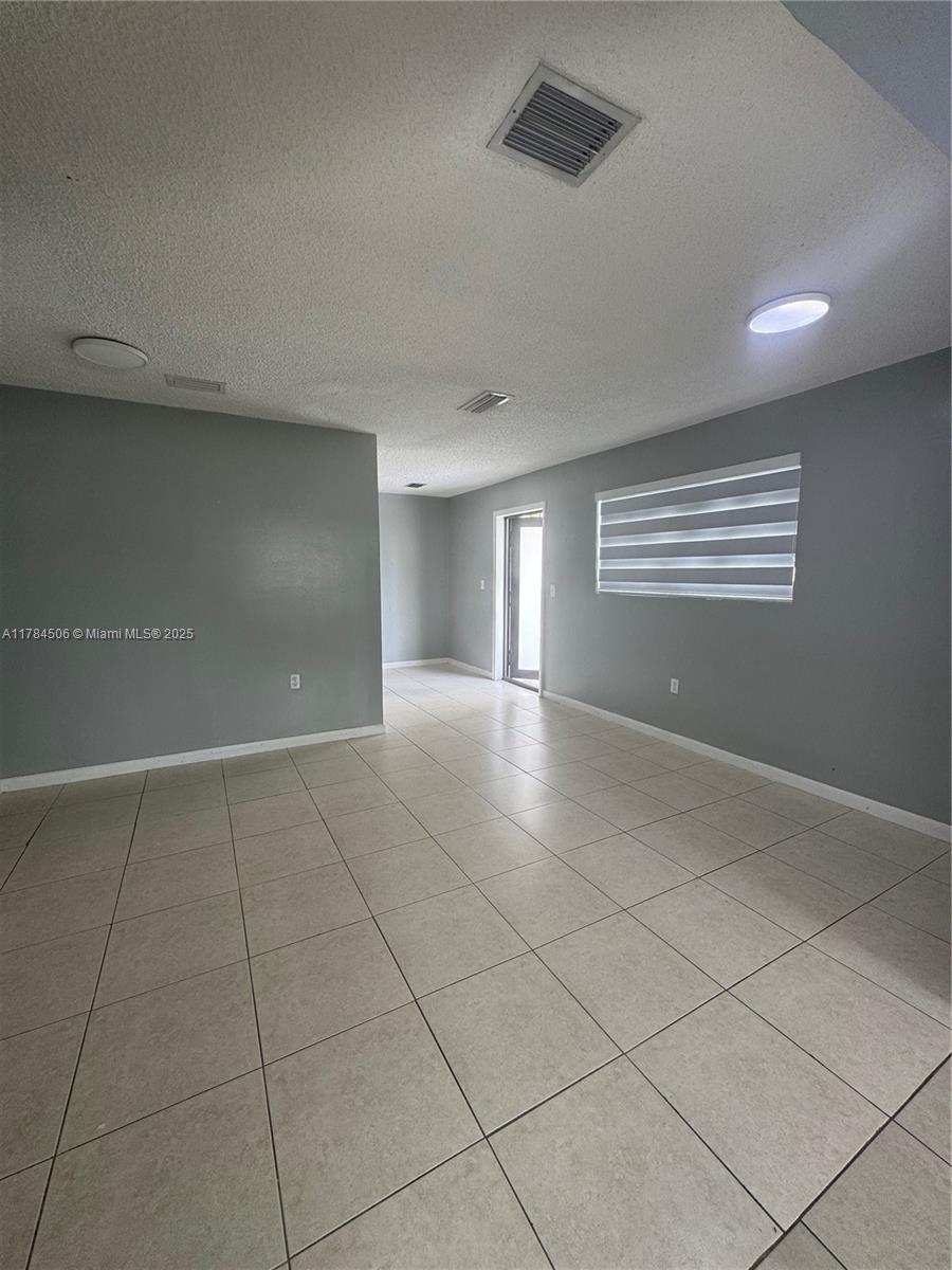 20500 SW 114th Pl 20500