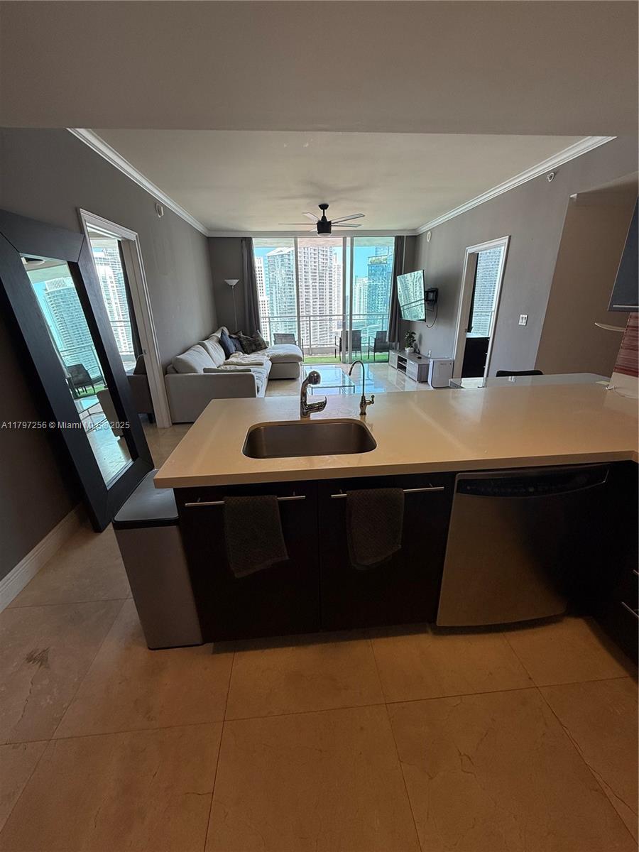 IVY CONDO - Residential