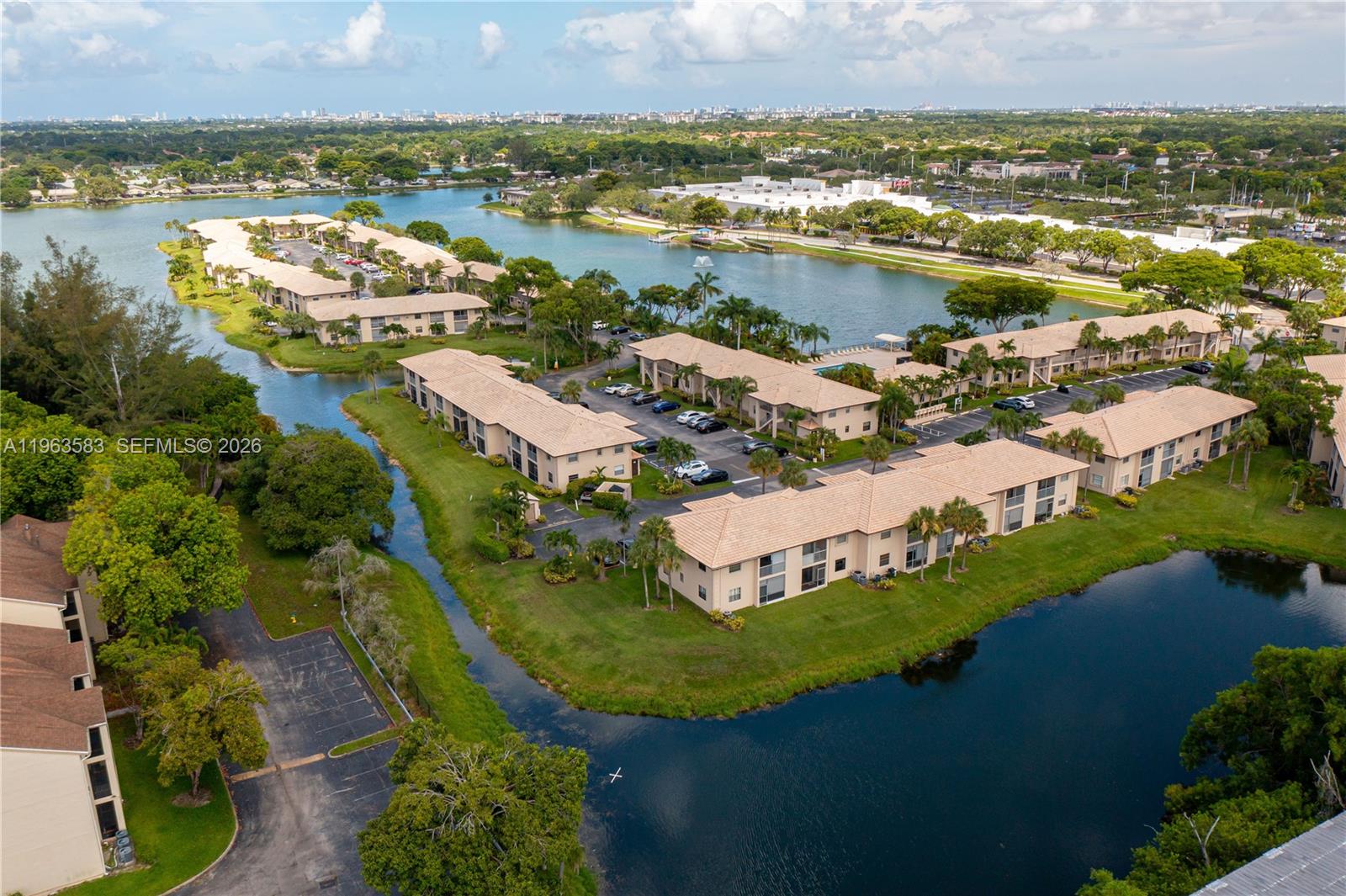 VIEWPOINTE CONDO - Residential