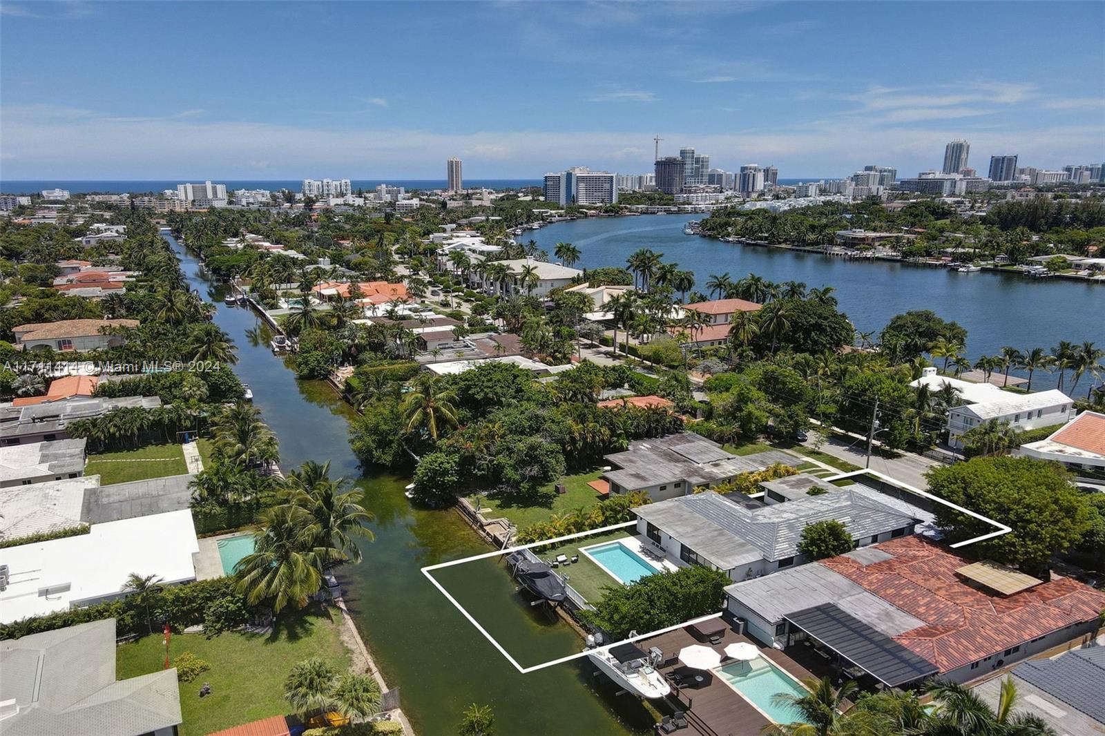 BISCAYNE POINT - Residential