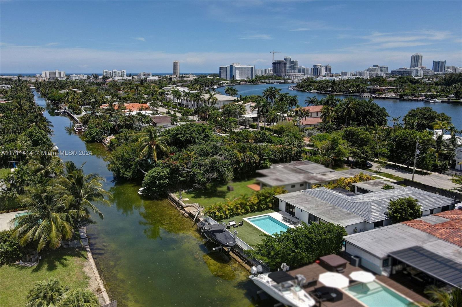 BISCAYNE POINT - Residential