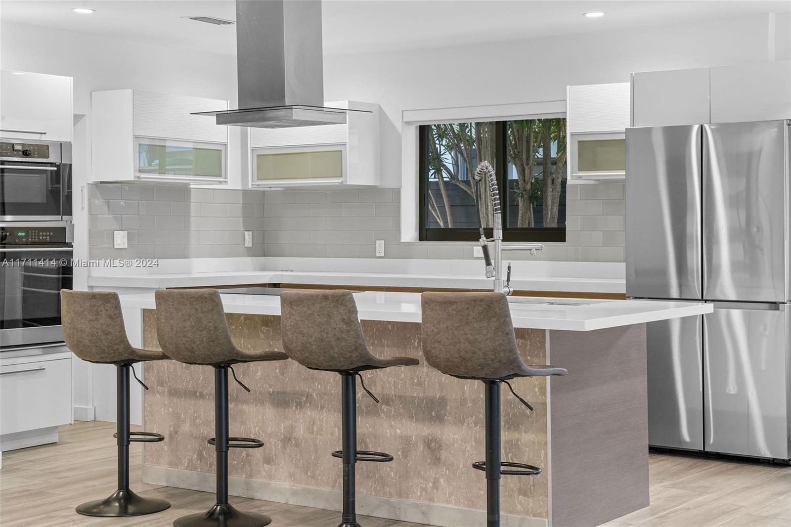BISCAYNE POINT - Residential