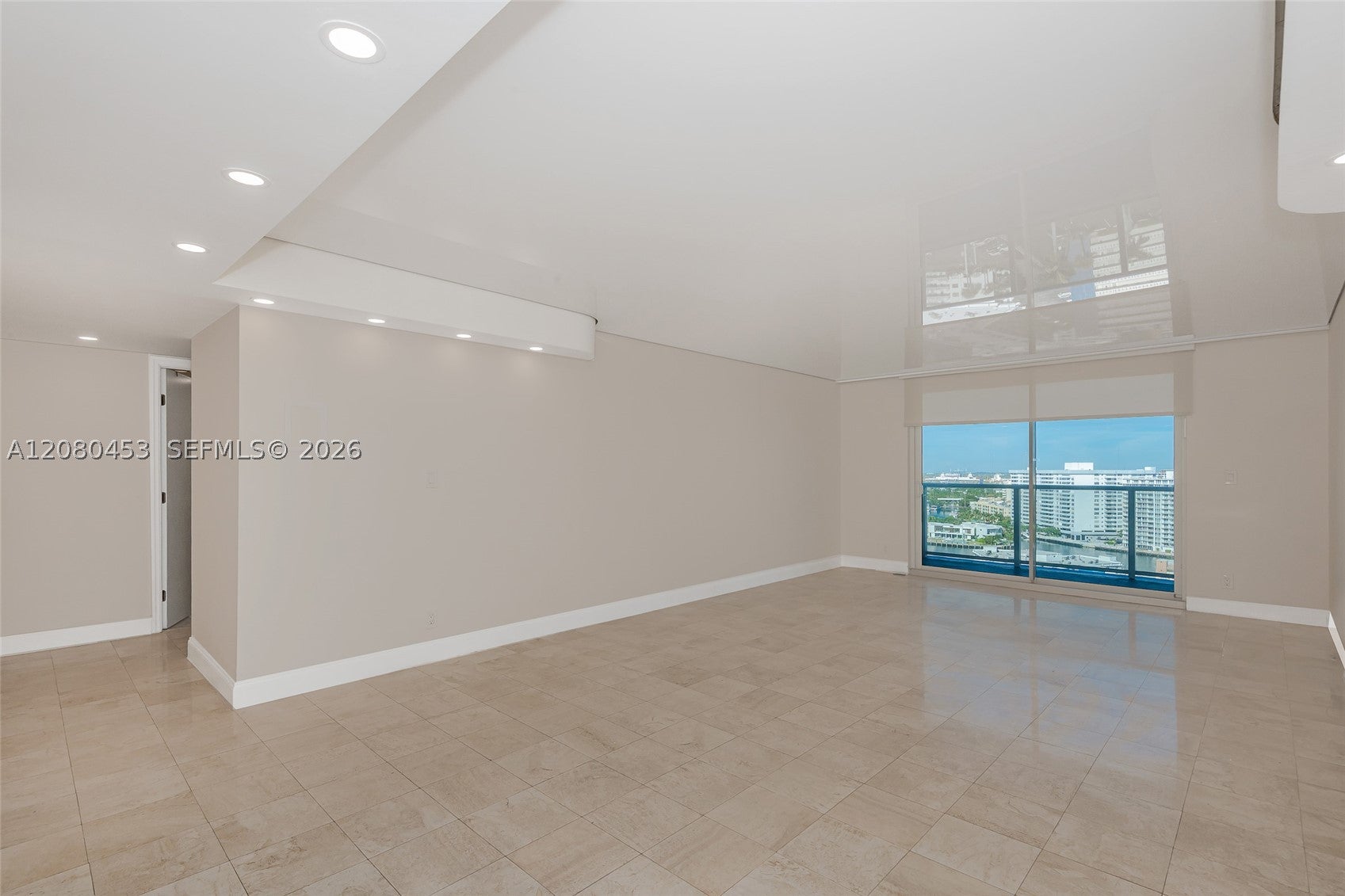 1904 S Ocean Dr 1807