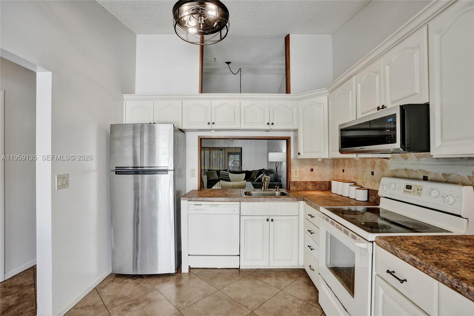 KARANDA VILLAGE IV-B COND - Residential