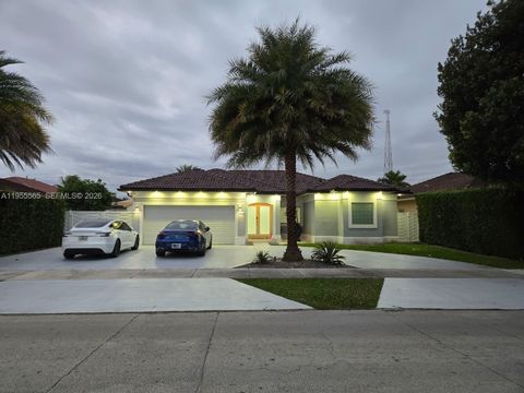 15412 SW 183rd Ter Miami FL 33187