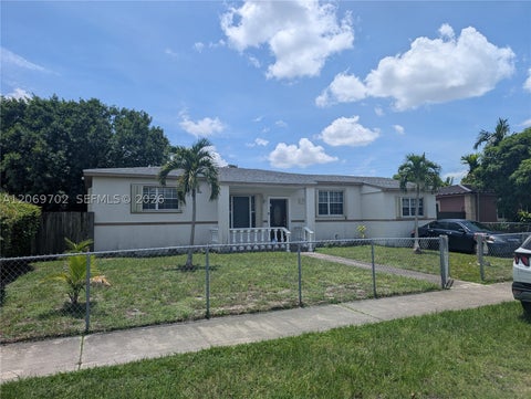 Photo of 560 NW 184th Ter, Miami Gardens, FL 33169 (MLS # A12069702)