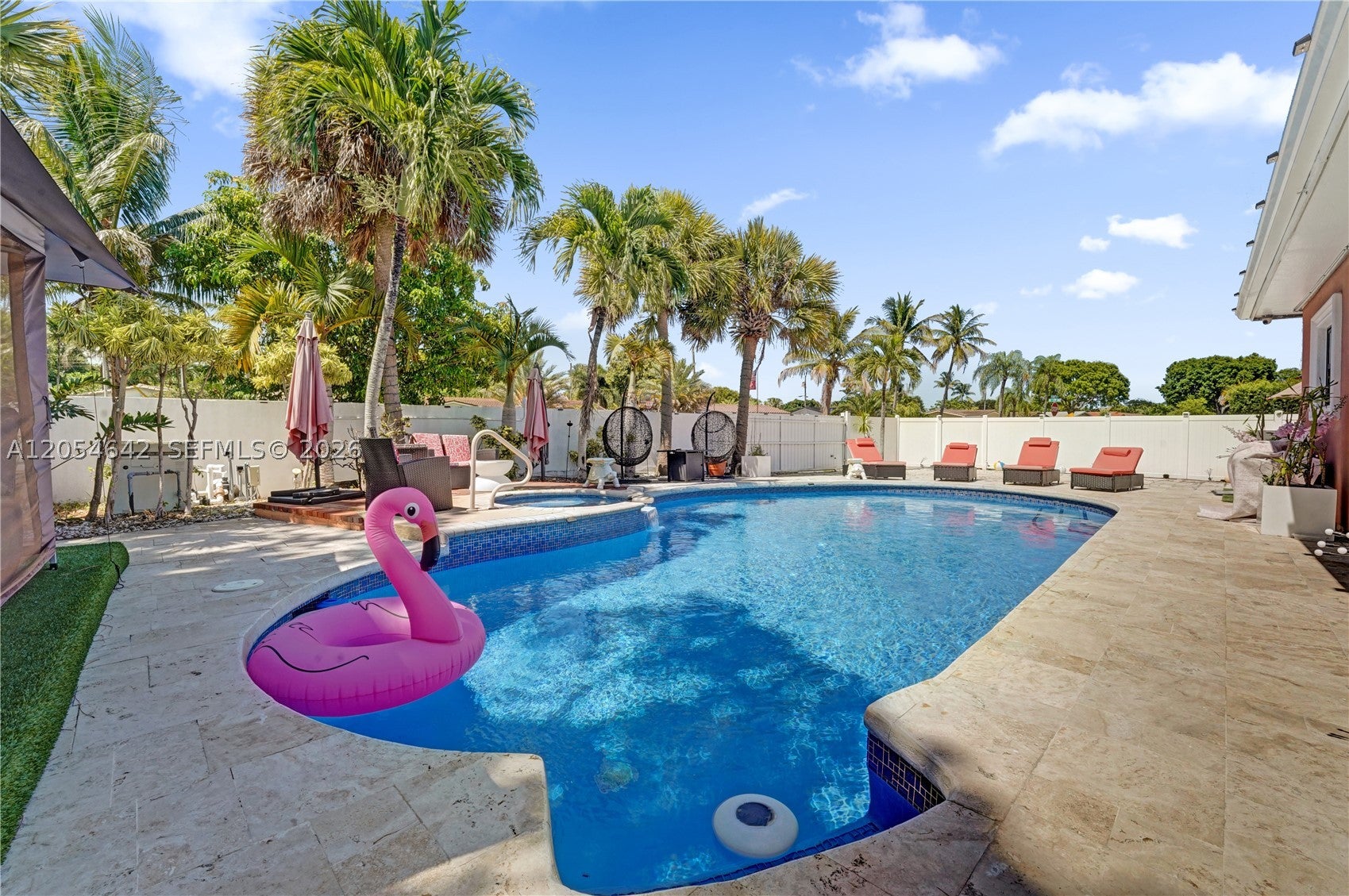 3701 Mckinley St, Hollywood FL 33021