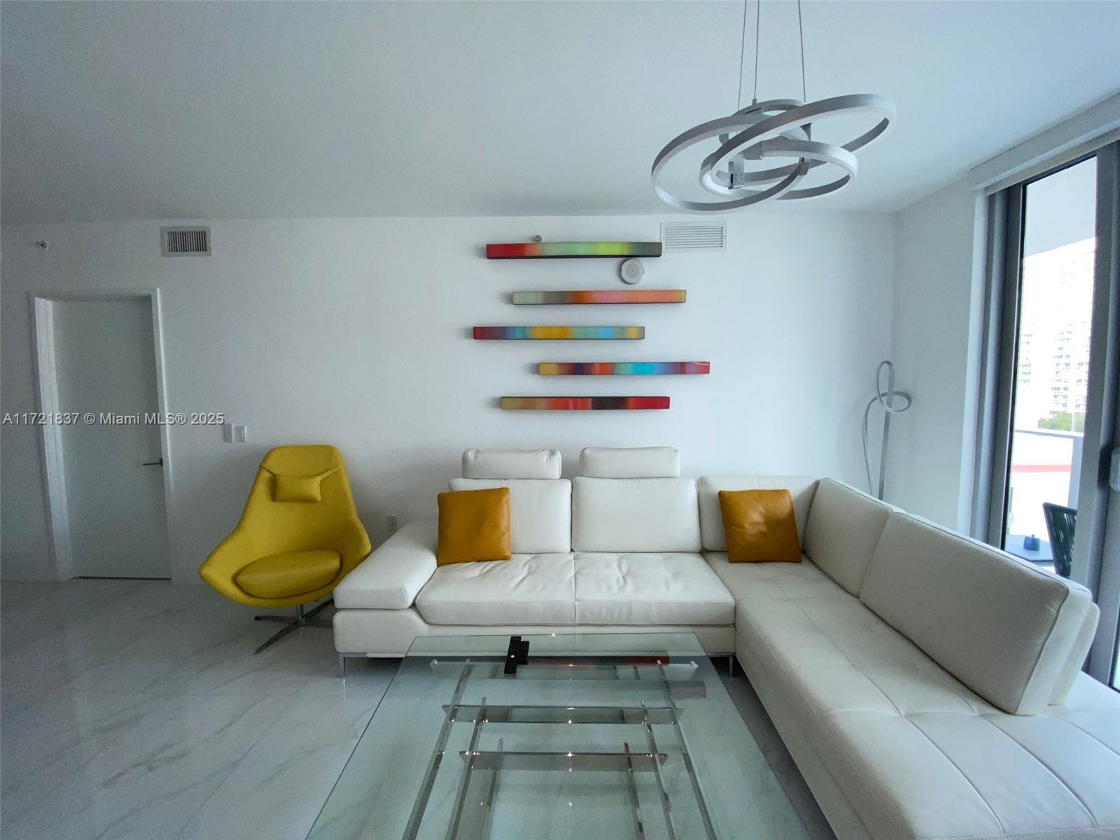 PARQUE TOWERS CONDO - Residential Lease