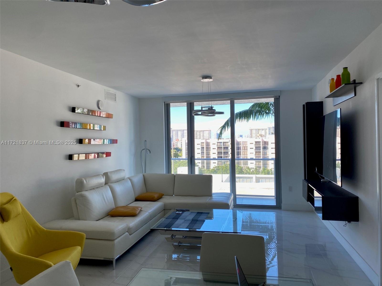 300 Sunny Isles Blvd 4-703