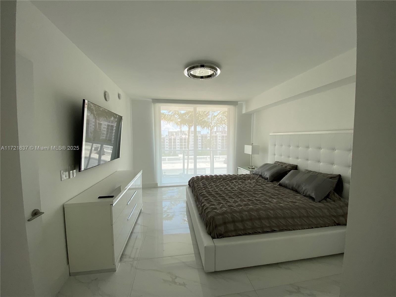 PARQUE TOWERS CONDO - Residential Lease