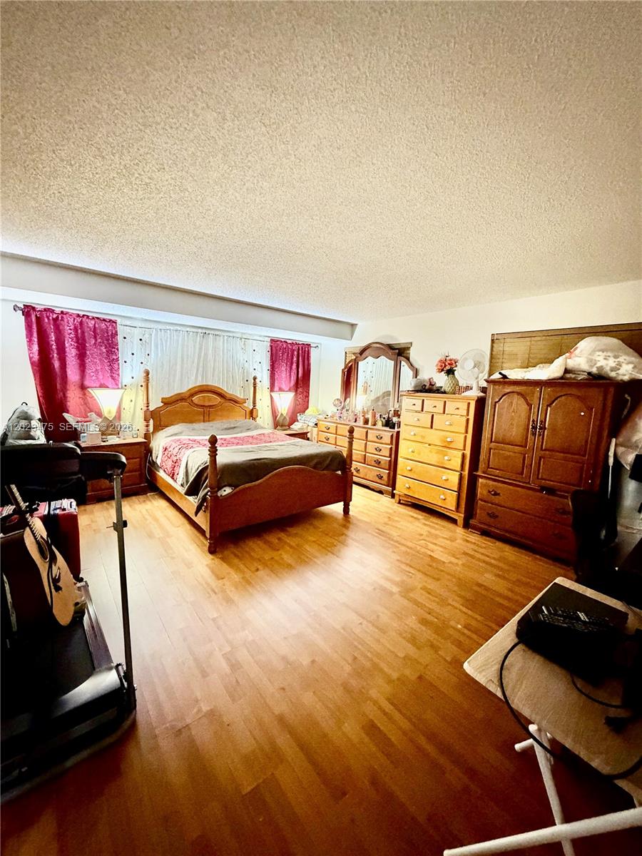 JASMINE LAKES I CONDO - Residential