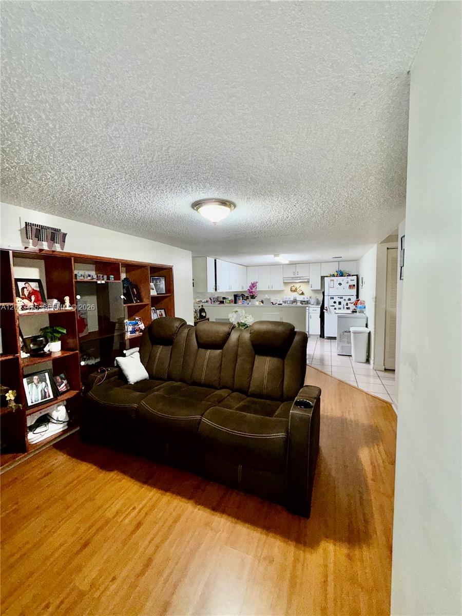 JASMINE LAKES I CONDO - Residential