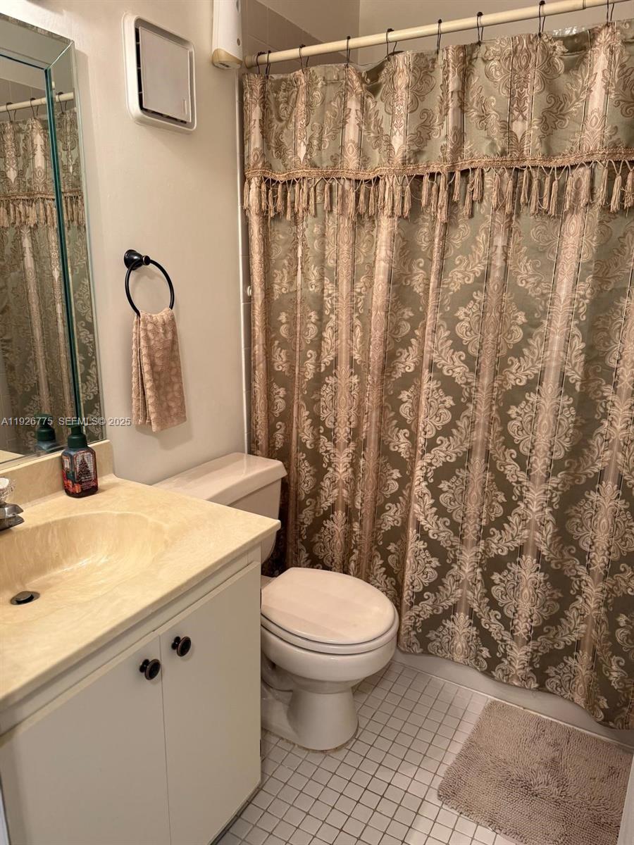 KINGS POINT 2 - Residential