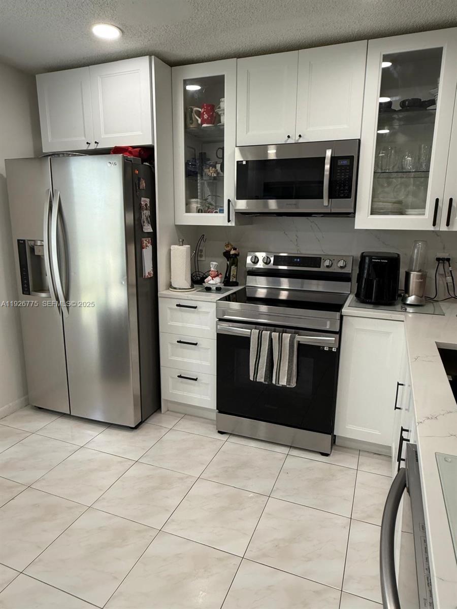 KINGS POINT 2 - Residential